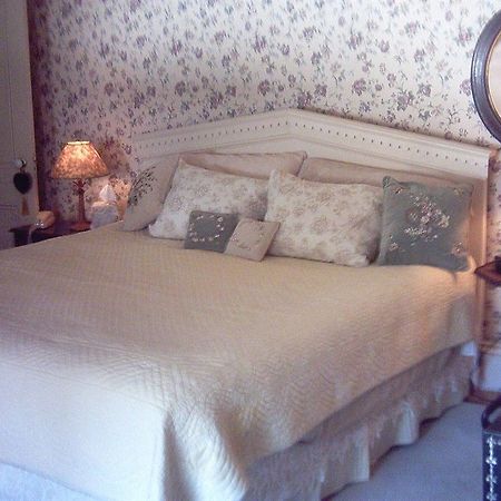 Pillsbury House Bed & Breakfast Woonsocket Εξωτερικό φωτογραφία